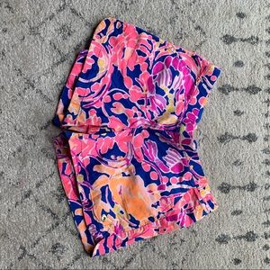 Lilly Pulitzer shorts size Medium